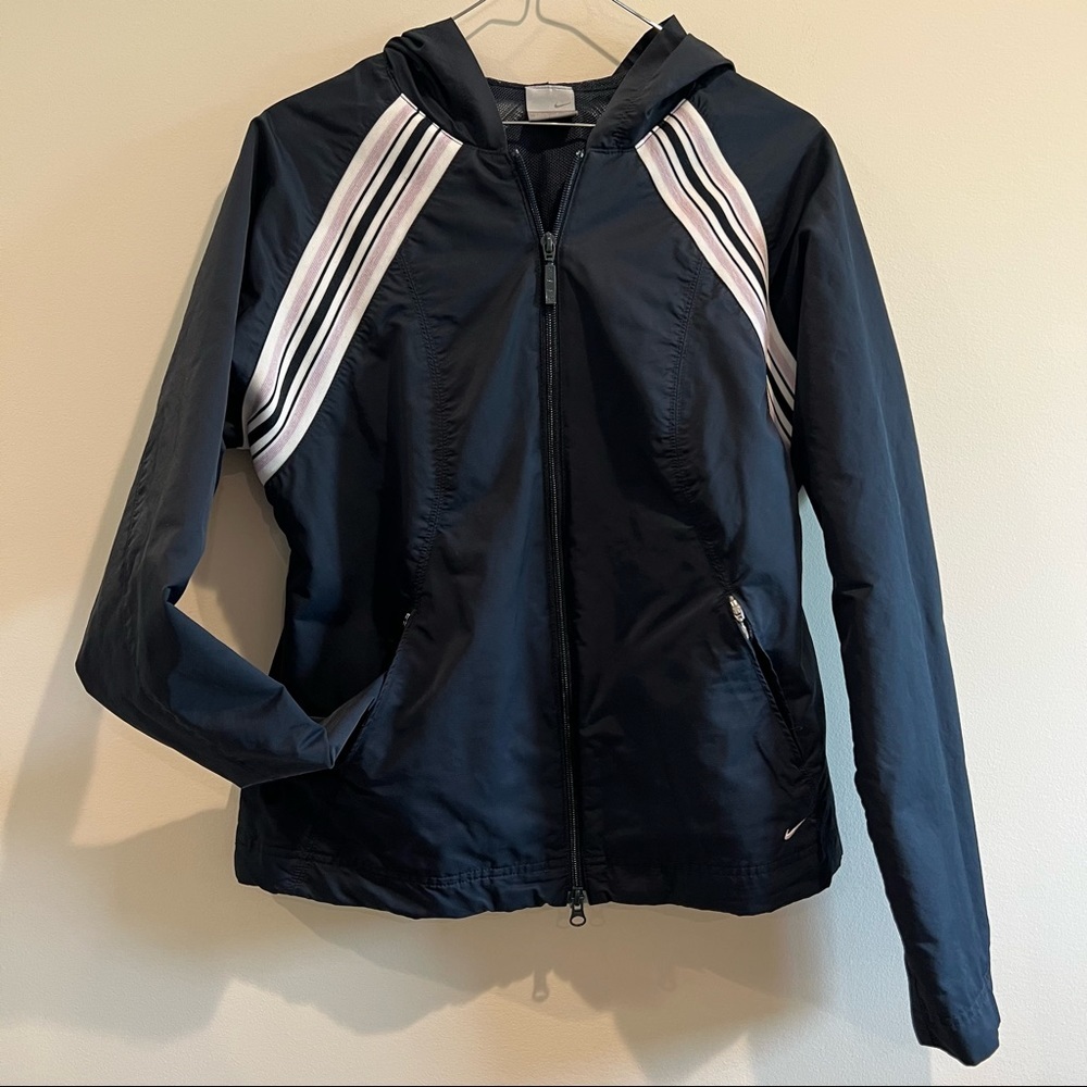 Nike hooded‎ windbreaker